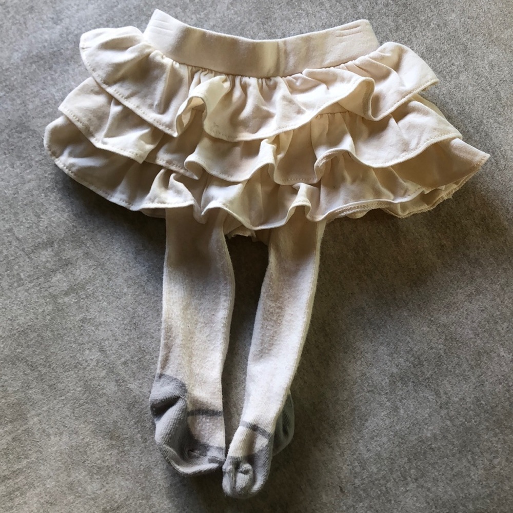 Baby skirt with leggings